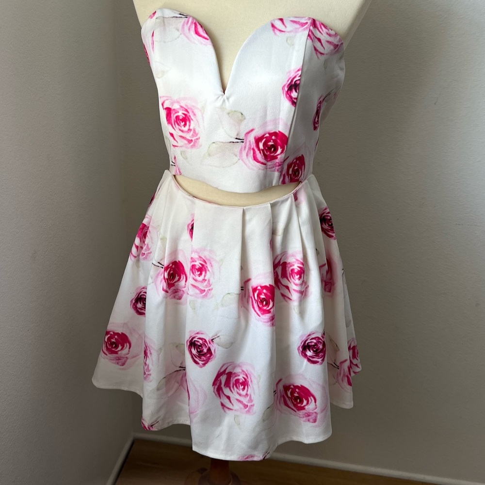 Strapless White Pink Floral Print Sweet heart cut Dress